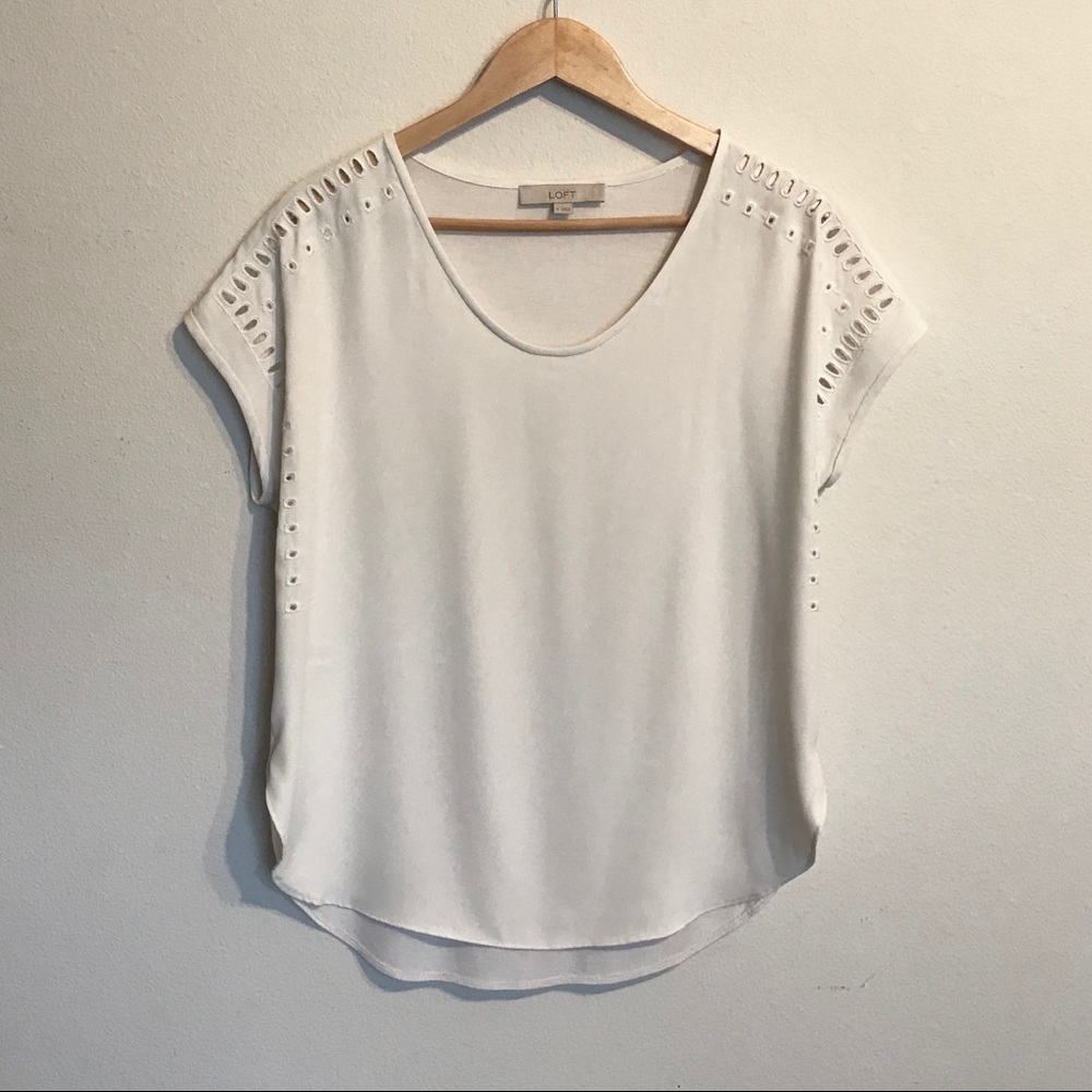 Adorable LOFT mixed media top with eyelet detail